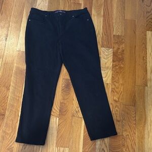 Gloria Vanderbilt Black Slim Leg Pants